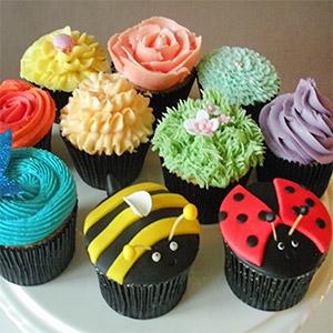 image for a Junior Chefs (ages 9-14): Creative Cupcake Decorating!